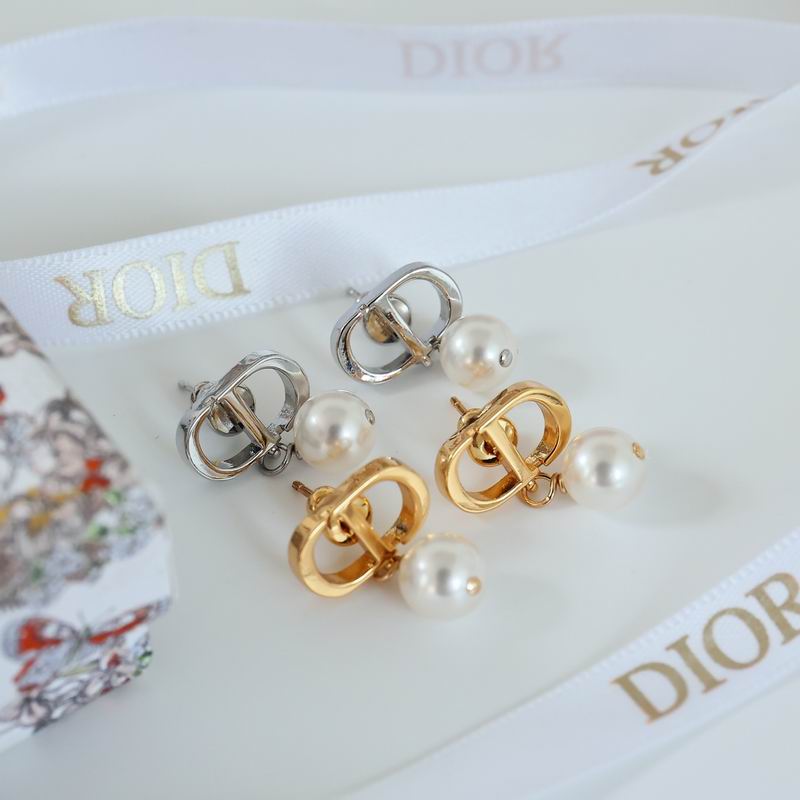 Dior Earring 08yxs39